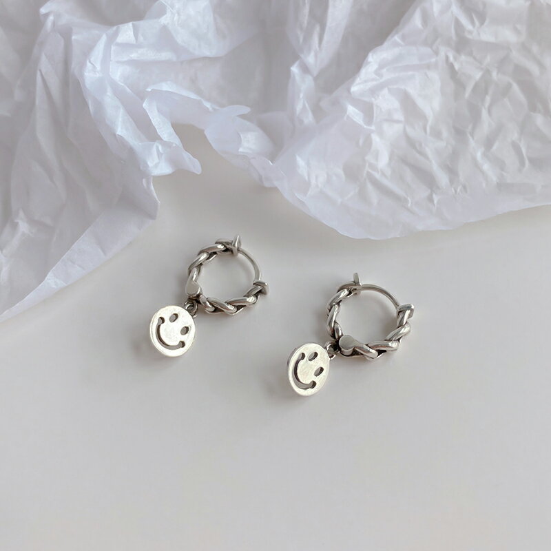 925純銀笑臉耳環女年新款潮耳釘韓版耳扣冷淡風耳圈微笑耳飾 1