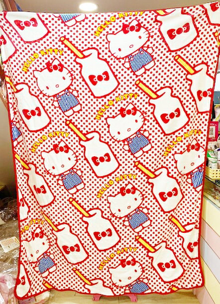 【震撼精品百貨】Hello Kitty 凱蒂貓 三麗鷗 KITTY日本保暖毛毯/被子(雙人)-紅點/牛奶瓶#11553 震撼日式精品百貨