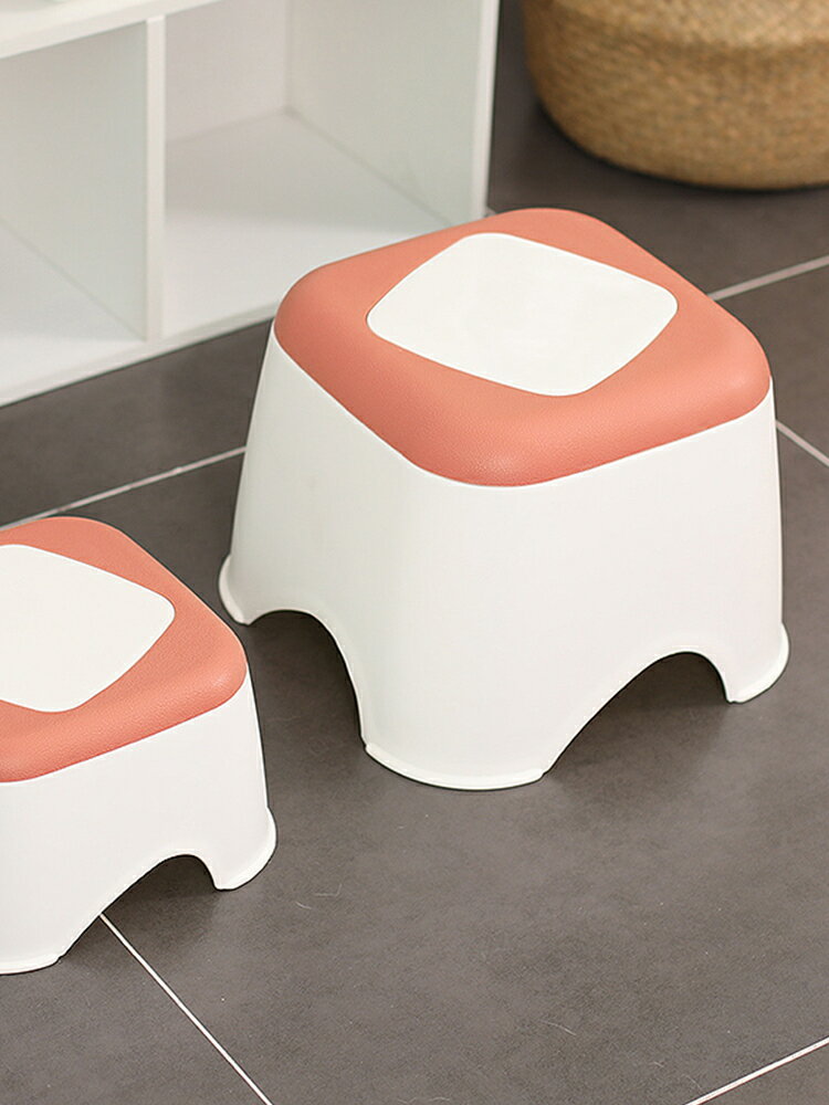 塑料小凳子家用可疊放寶寶矮凳板凳簡約加厚客廳創意可愛洗澡