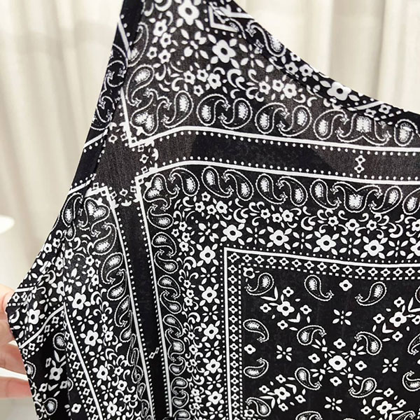 ANNAS 正韓 便宜款 單品實拍 變形蟲 長洋裝 細肩帶 渡假風洋裝 長裙 圖騰 海邊穿搭 性感 海灘裙 韓國 特價 4