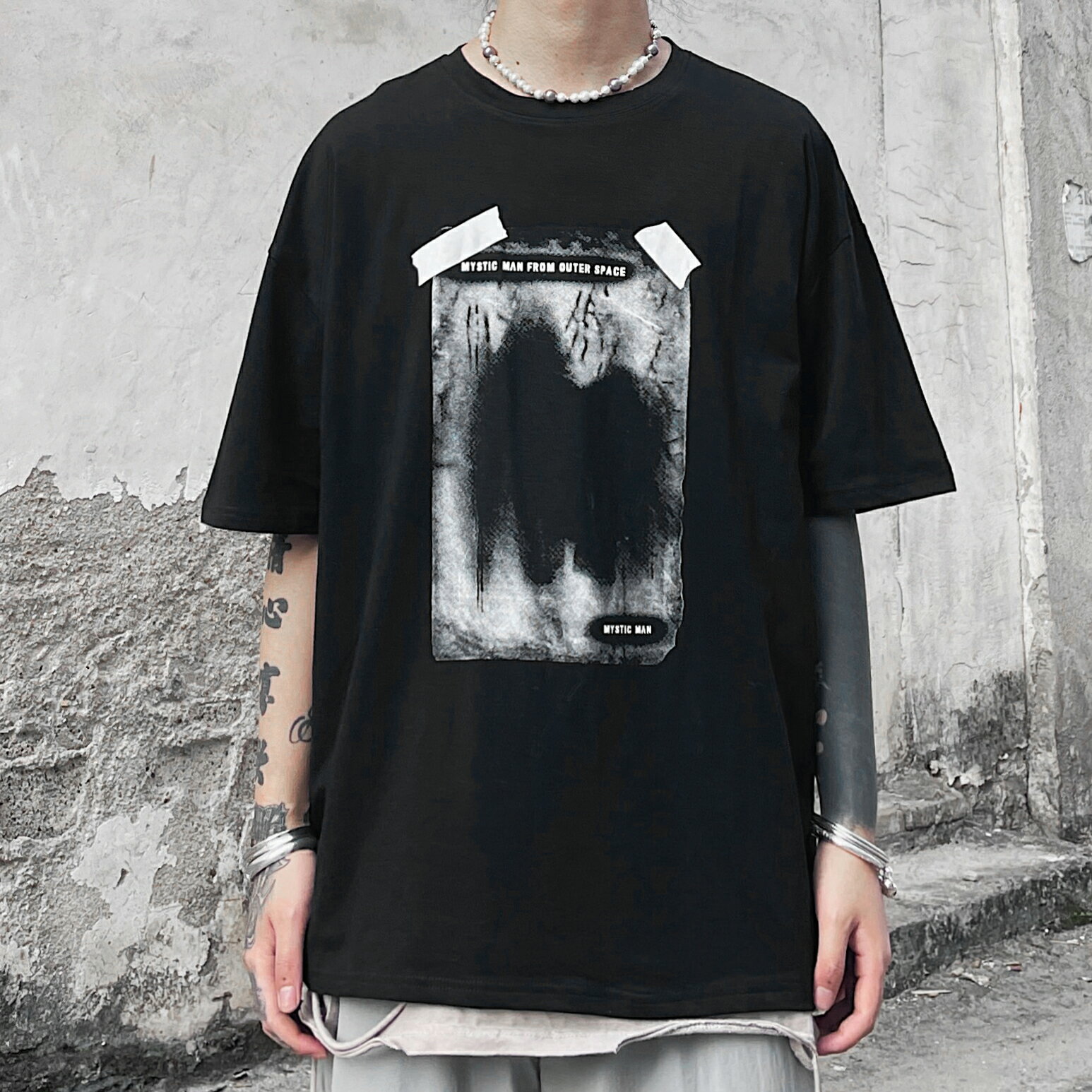 FINDSENSE X 韓潮 男士 街頭流行 塗鴉人像印花 寬鬆 嘻哈 短袖T恤