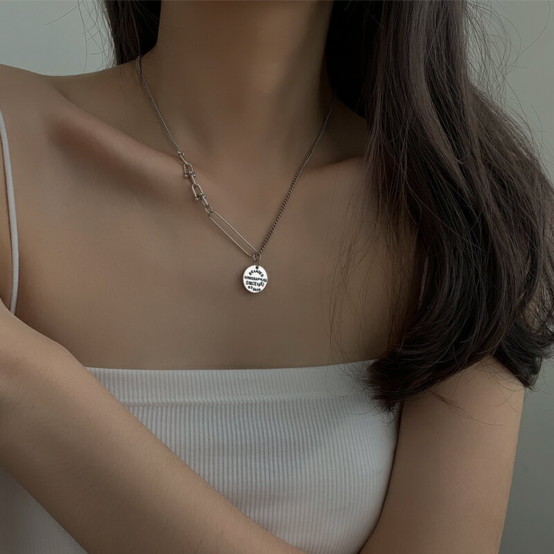 925純銀字母圓牌項鏈女年新款鎖骨鏈百搭頸鏈個性嘻哈衛衣鏈 4