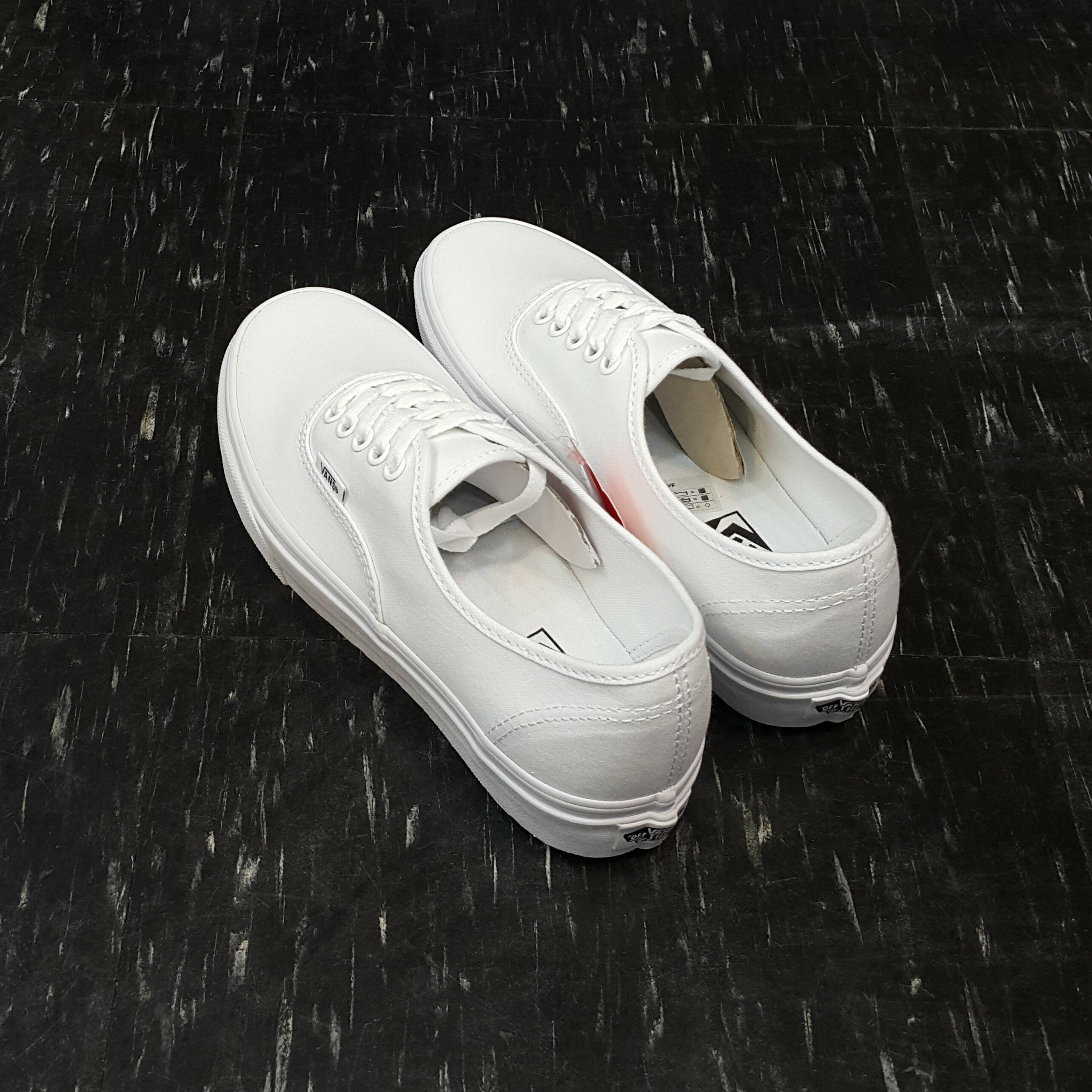 Womens vans deals authentic white