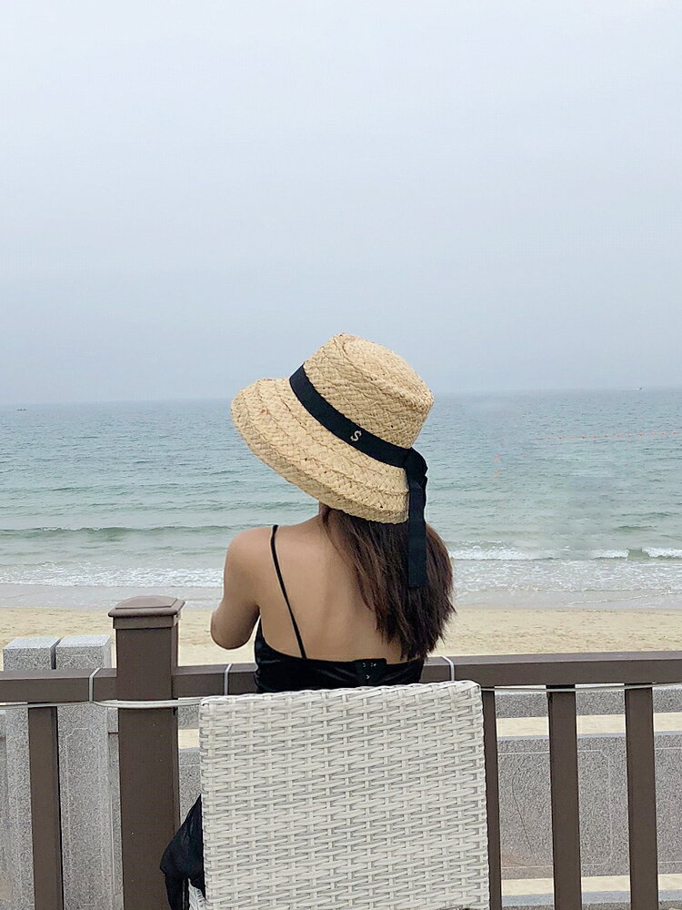 【可翻邊】寬簷蝴蝶結網紅漁夫帽女夏海邊度假沙灘帽日本拉菲草帽1入