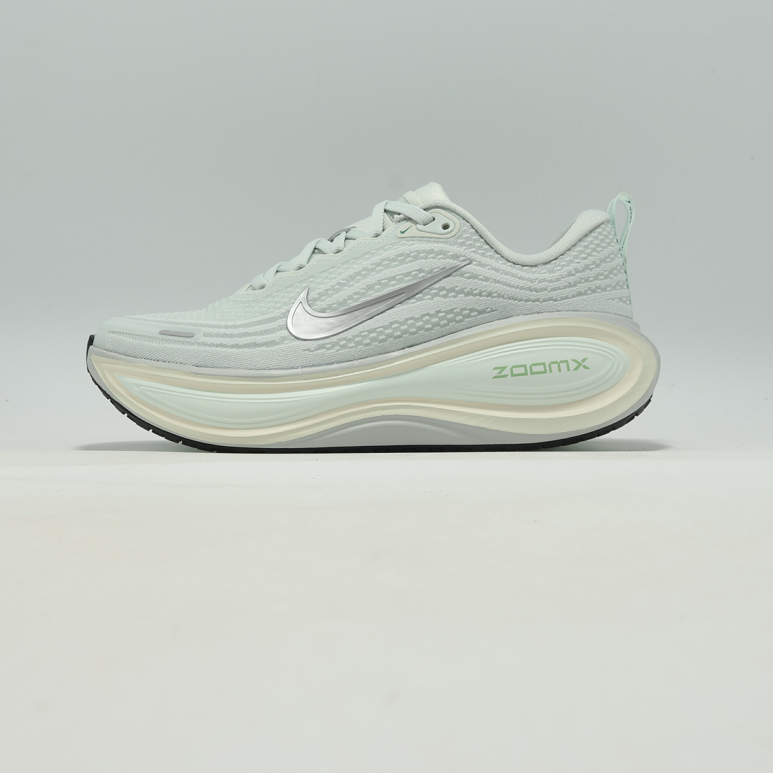 Nike 慢跑鞋 Wmns Vomero Plus 女鞋 厚底 緩震 運動鞋 HV8154-004