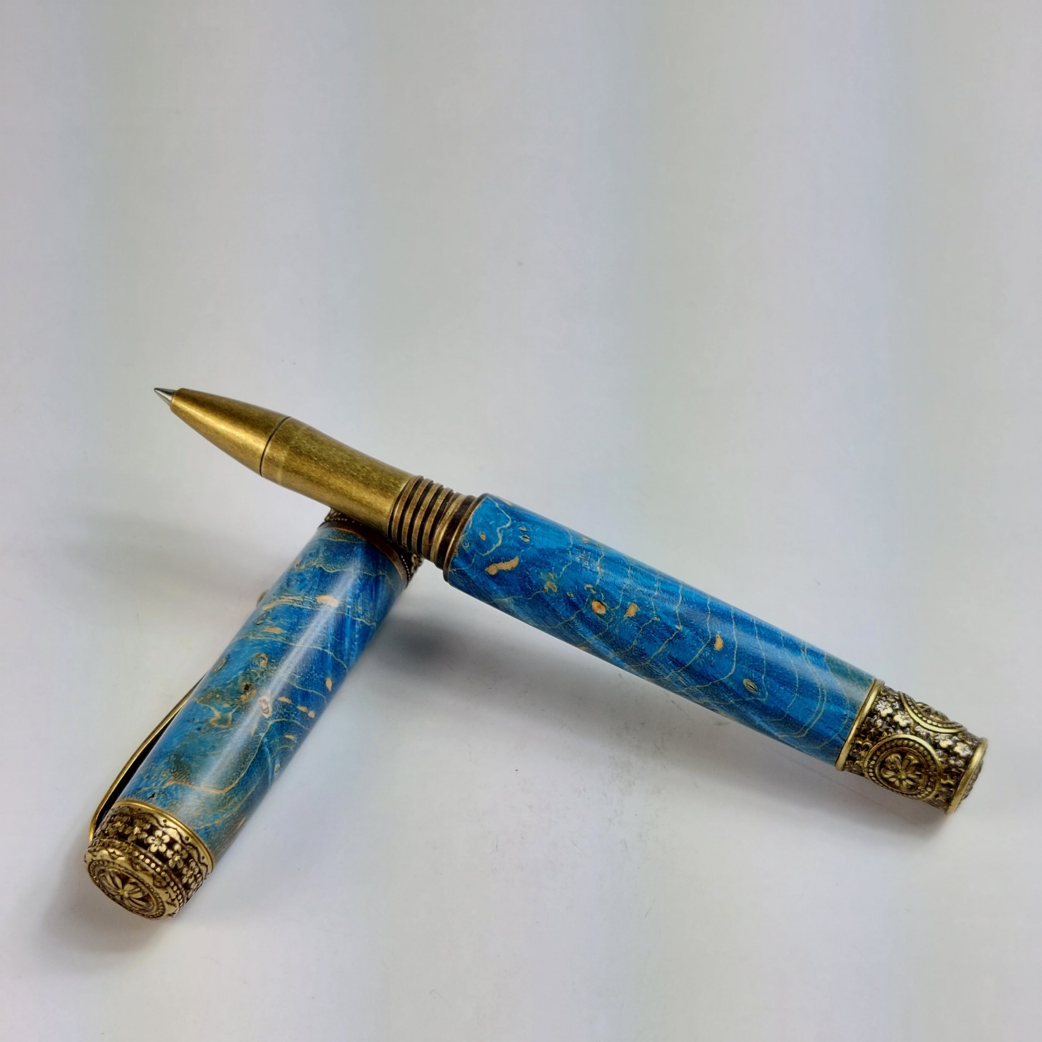 穩定木古典鋼珠筆 #古典鋼珠筆 #KOBE手工筆 #貝殼筆 #古典筆 #玫瑰原子筆 #太極筆 #手工筆 #手工鋼珠筆 #手工鋼筆 #手工原子筆 #手工自動鉛筆 #手工工程筆