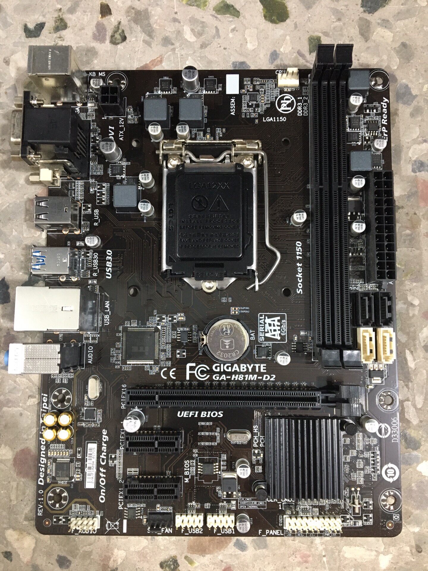 技嘉GA-H81M-D2主機板 含檔板 多型號相容 H81M-S1 H81M-D2 H81M-DS2系列 電腦DIY零組件 二手良品