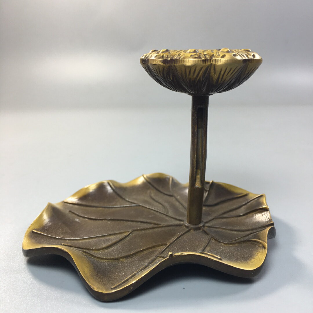 新品上架 古玩銅器純黃銅燈臺擺件 荷花燈臺蠟臺一件手工藝品收藏