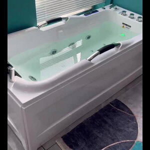 家用小戶型深泡浴缸沖浪按摩亞克力恒溫獨立式無縫一體方形浴缸
