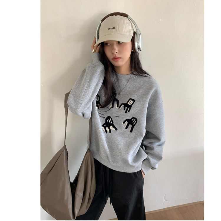 韓系趣味椅子刺繡長袖上衣T恤棉T 【29-21-8H1BF530069-25】ibella 艾貝拉