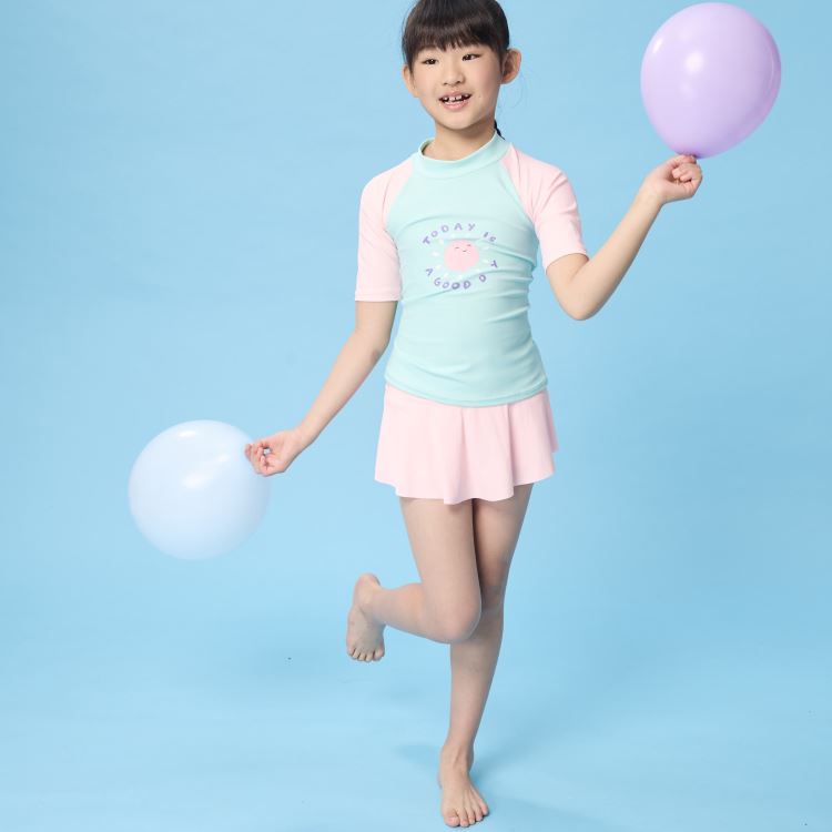 台灣製造現貨萊卡女童短袖短裙二件式泳裝(附帽)【36-66-H75801-25】ibella艾貝拉