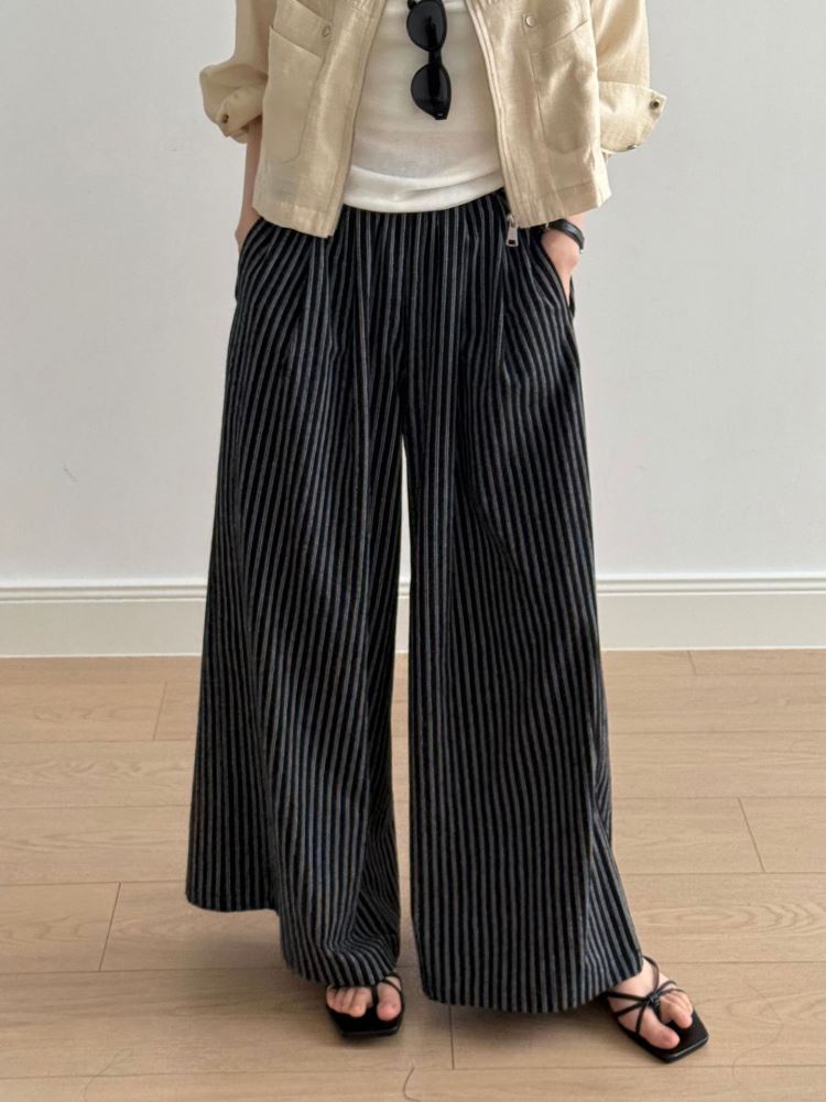 簡約豎條紋鬆緊腰寬褲長褲休閒褲女【83-17-882215-25】ibella 艾貝拉