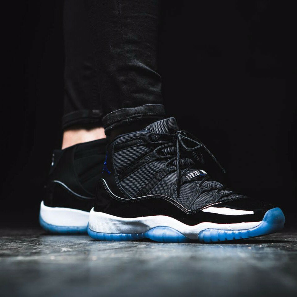 jordan 11 space jam gs