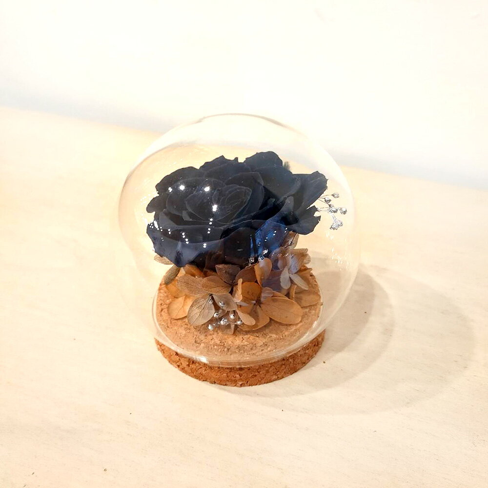 萩蒔花花藝x覓品竹北手作店-乾燥花x永生花創作圓形玻璃花盅-個性黑玫瑰
