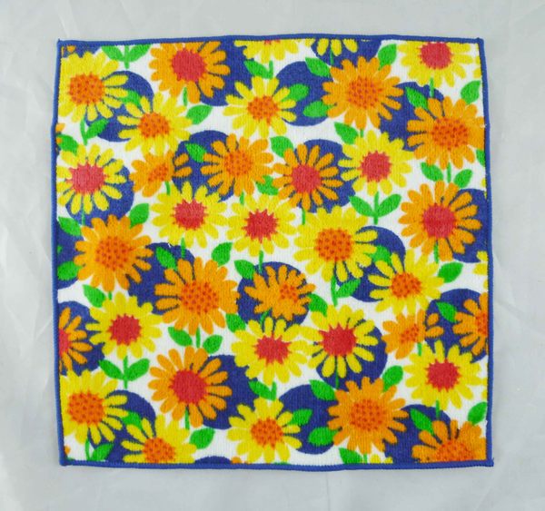 【震撼精品百貨】小花 手帕 藍邊  震撼日式精品百貨