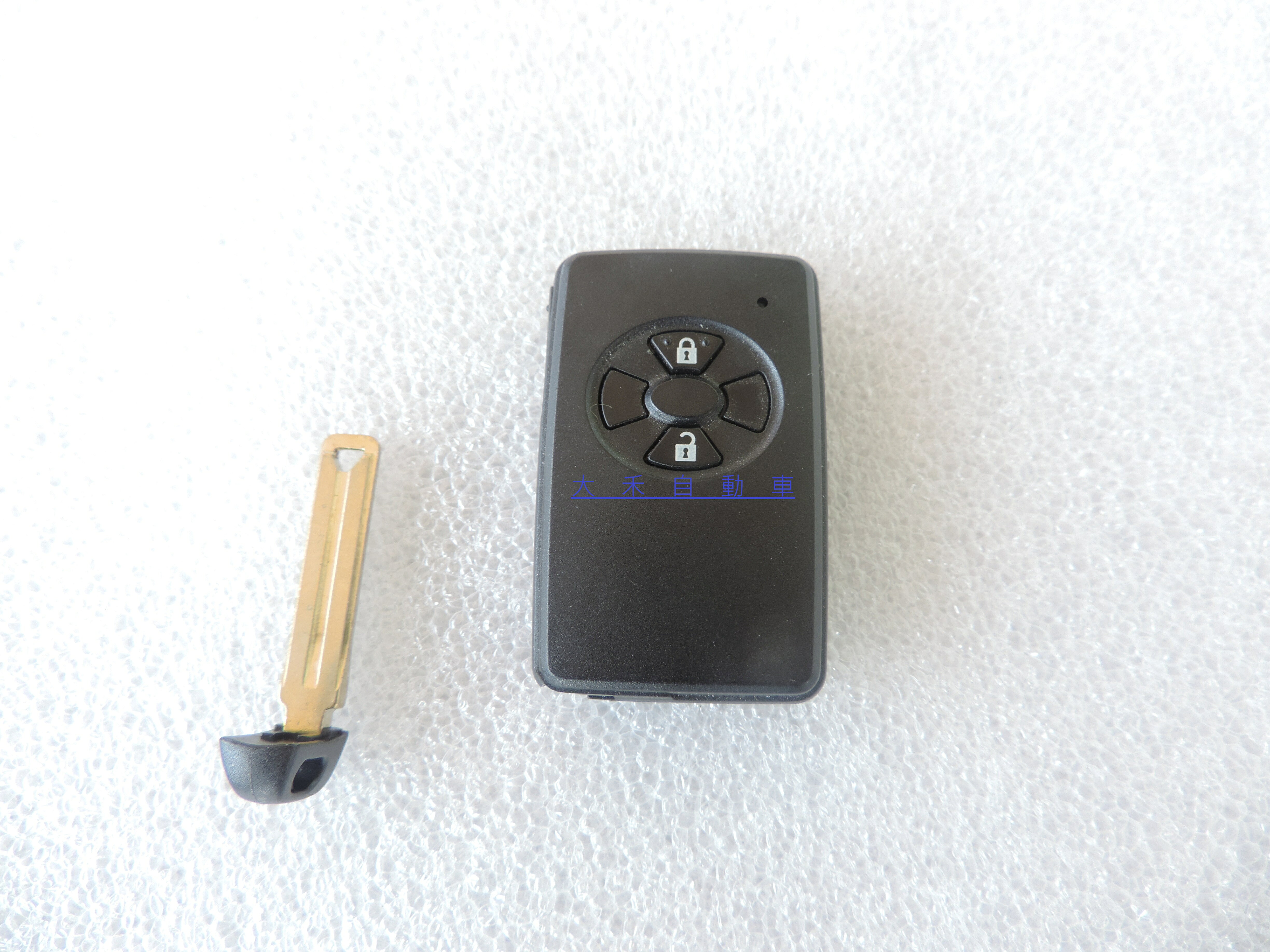 大禾自動車 TOYOTA ALTIS YARIS 智能 晶片 鑰匙 i-key 外殼 更換