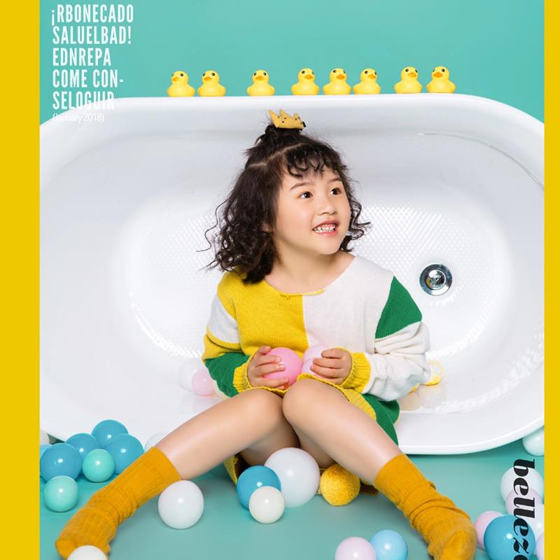 新款兒童拍照道具 彩色海洋球 影樓室內純色系寫真擺件裝飾小黃鴨
