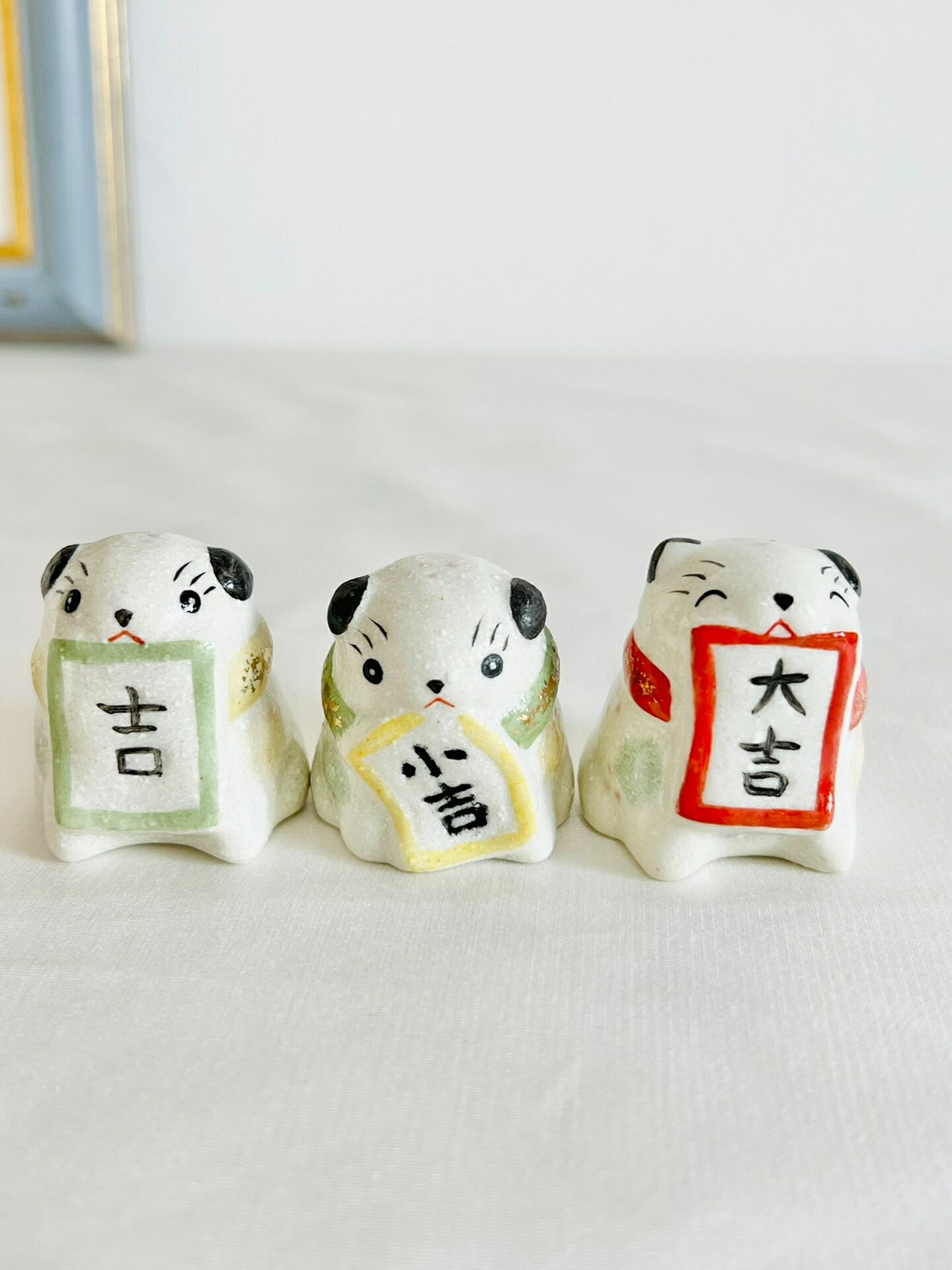 日本 可愛開運招財陶瓷狗狗抽簽吉祥物置物擺飾（大吉 小吉 吉