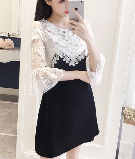 FINDSENSE品牌 夏秋 新款 韓國原裝 女 小清新 黑白拼接 氣質 喇叭袖 蕾絲 修身 顯瘦 連衣裙