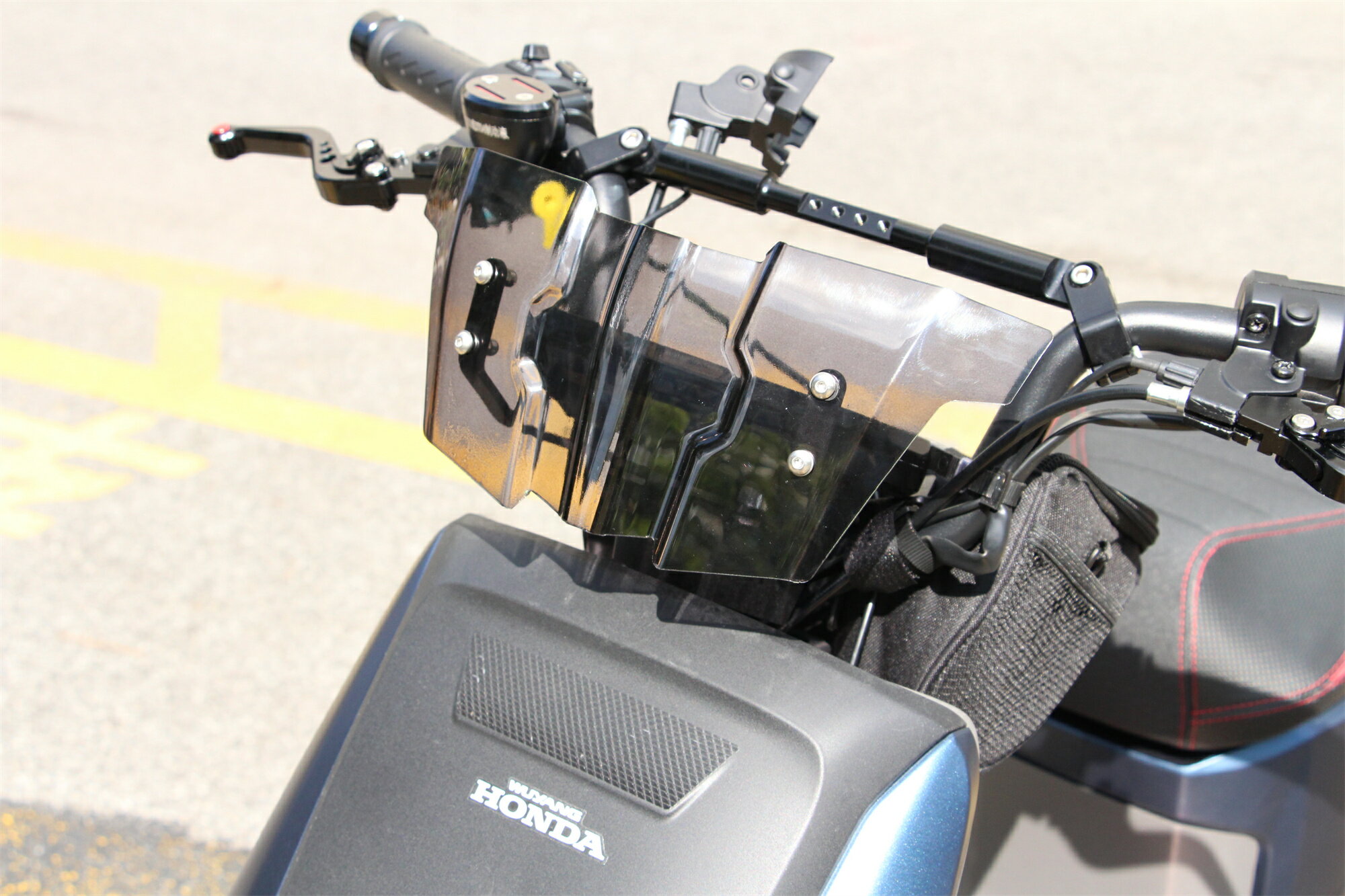 FT改裝適用五羊本田UBe電動自行車一站改裝兒童座椅護手燈罩風擋