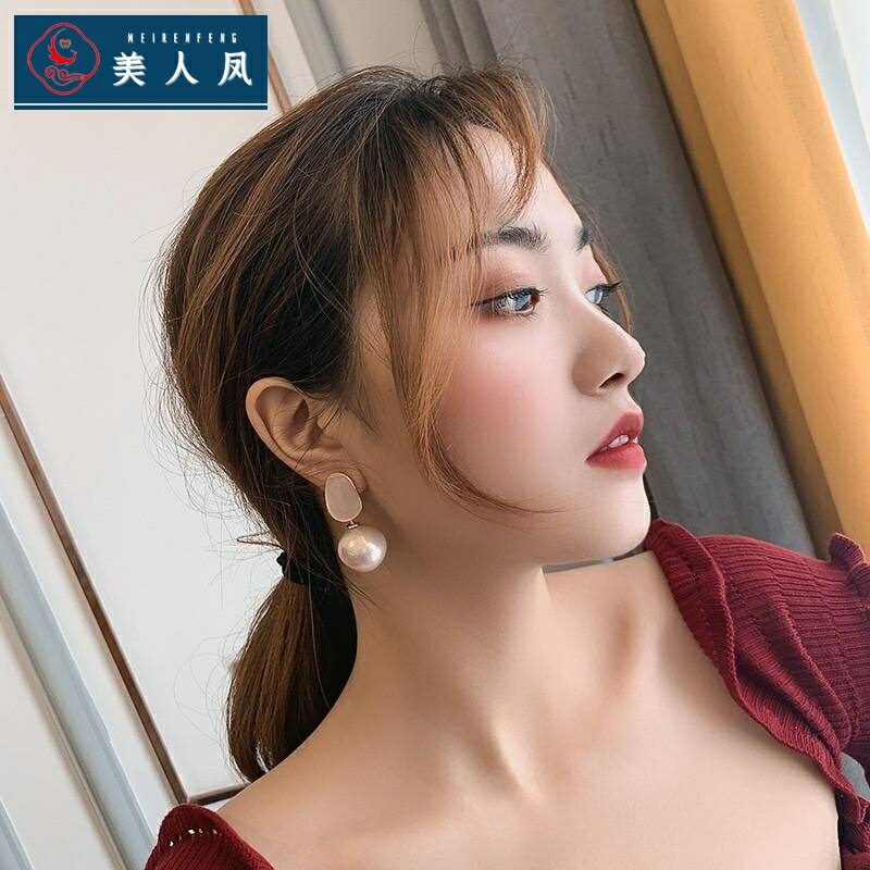 珍珠耳環年新款潮復古港風耳飾個性設計感銀針耳墜女圓臉顯瘦