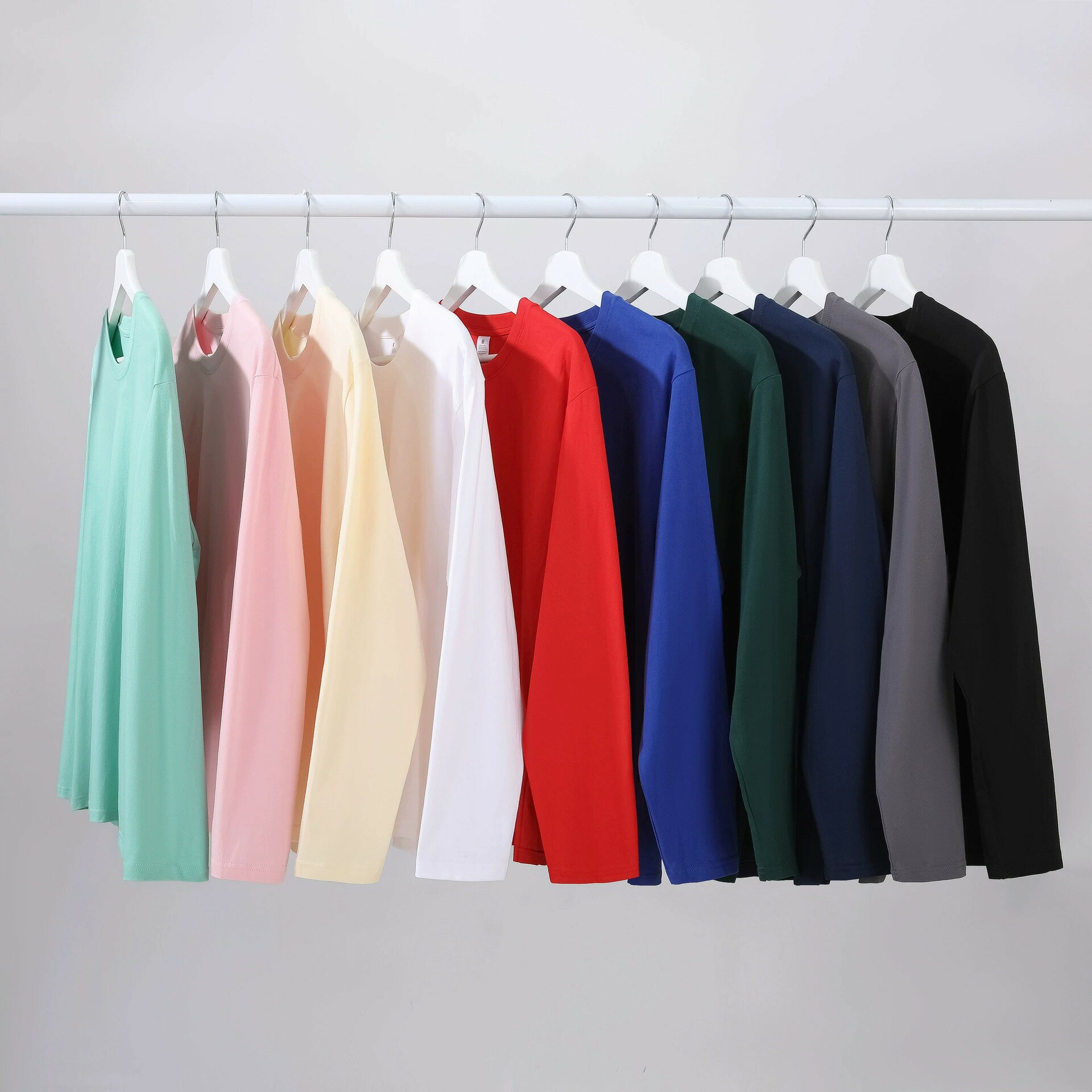 【喜挖】220g簡約內搭內搭衫女秋長袖純棉正肩T恤男圓領純色情侶衣服 1