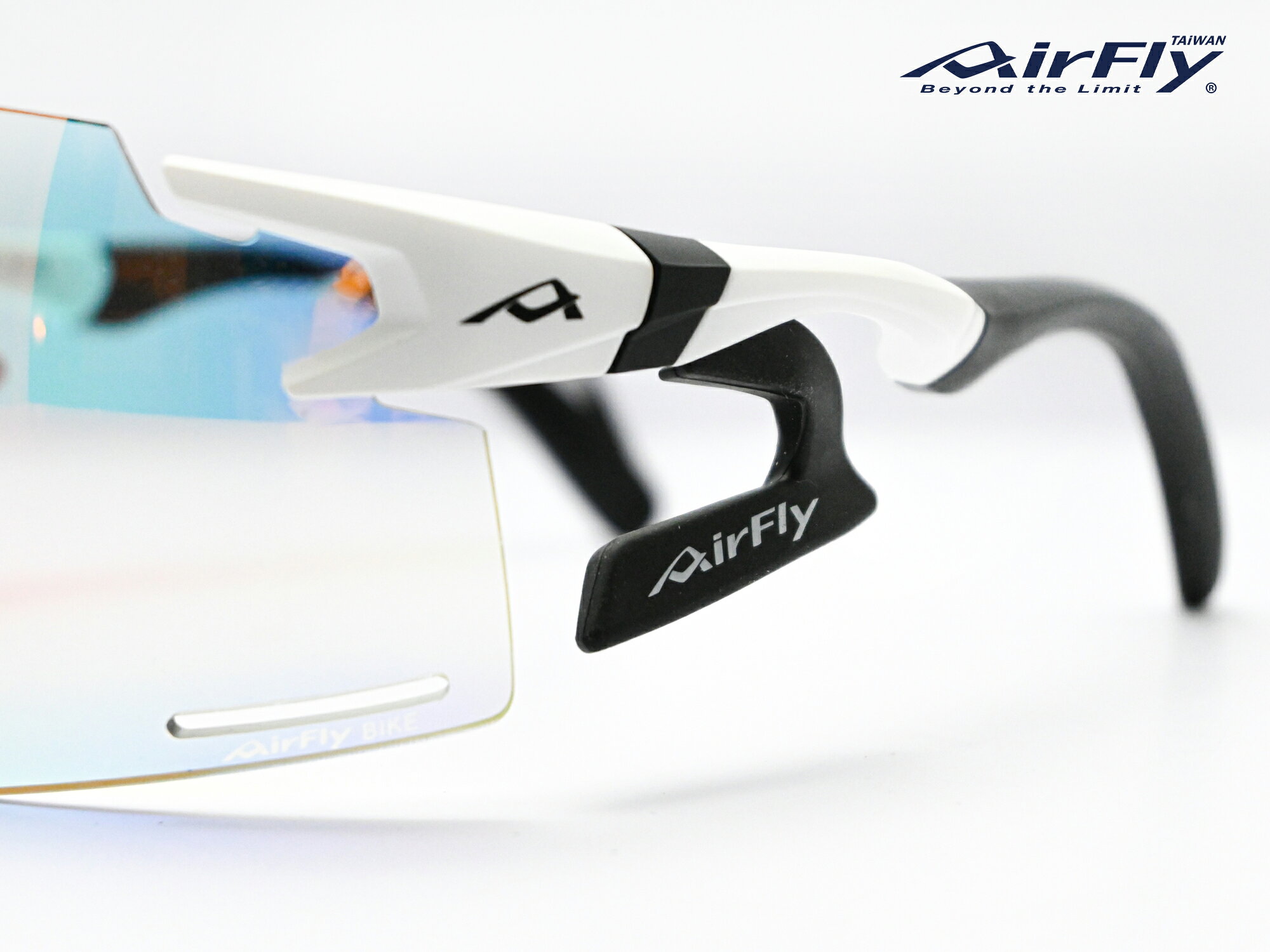 【AirFly】滑輪國手李巧容同款｜AF301BKTD【特製變色款】｜301-C2無鼻墊運動太陽眼鏡 特級金水銀鏡片 珍珠白 7