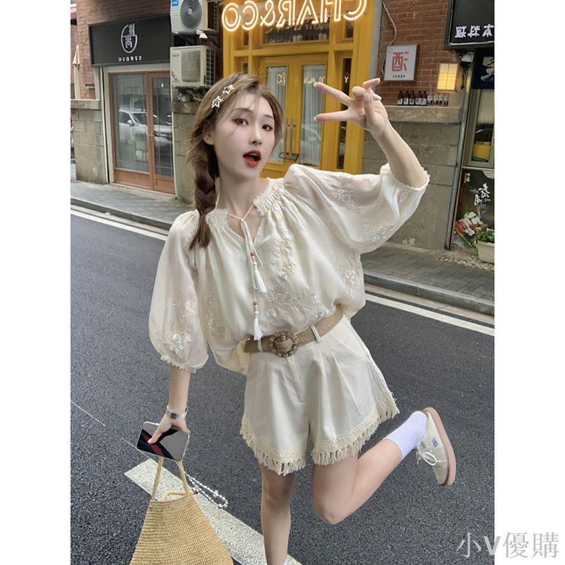 法式刺繡V領燈籠袖防曬上衣流蘇闊腿短褲女夏季2023新款時尚套裝