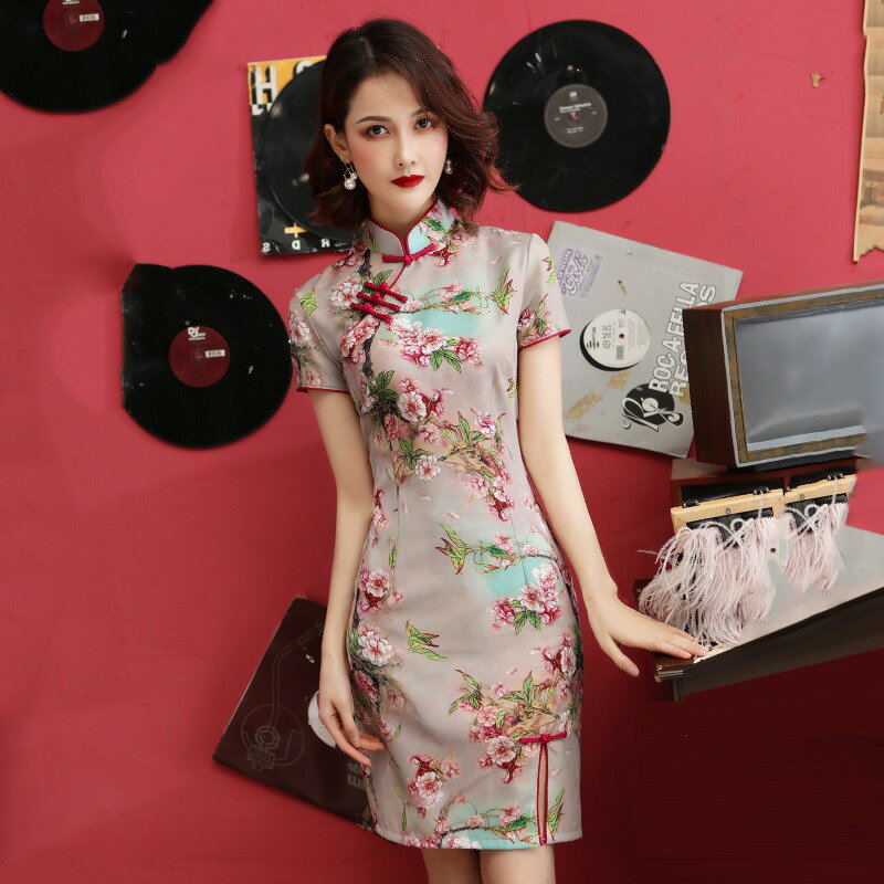 現貨快速出貨｜年輕款少女中國風印花短旗袍小清新日常可穿短款改良版連衣裙洋裝｜桃花｜水水女人國