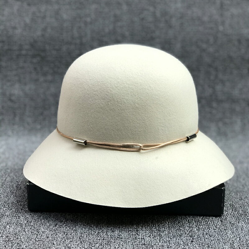 日本款簡約百搭羊毛呢繩扣設計復古漁夫帽女韓版潮盆帽時裝禮帽子1入