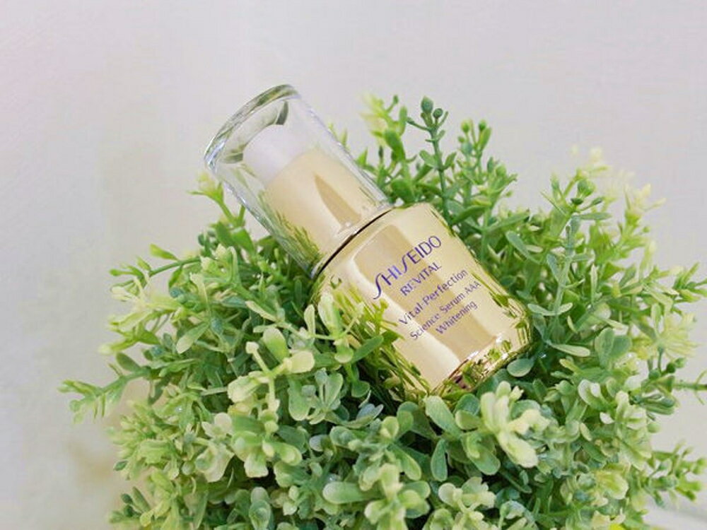 SHISEIDO資生堂莉薇特麗全效抗痕誘白精華AAA 40ml 特價$3600元全新盒裝百貨專櫃