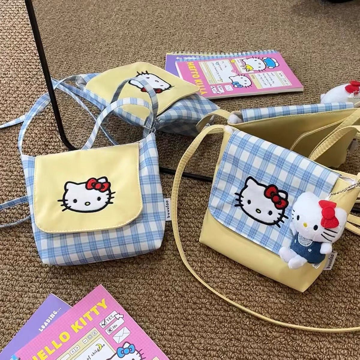 【喜挖】可愛kitty格子帆布包女韓系小眾單肩斜背小包學生上課通勤手機包