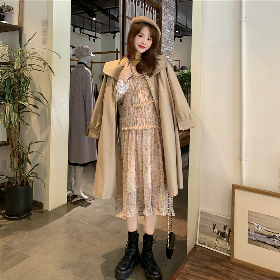 套裝女秋裝寬松翻領風衣外套+純色打底衫+超仙連衣裙三件套潮1入