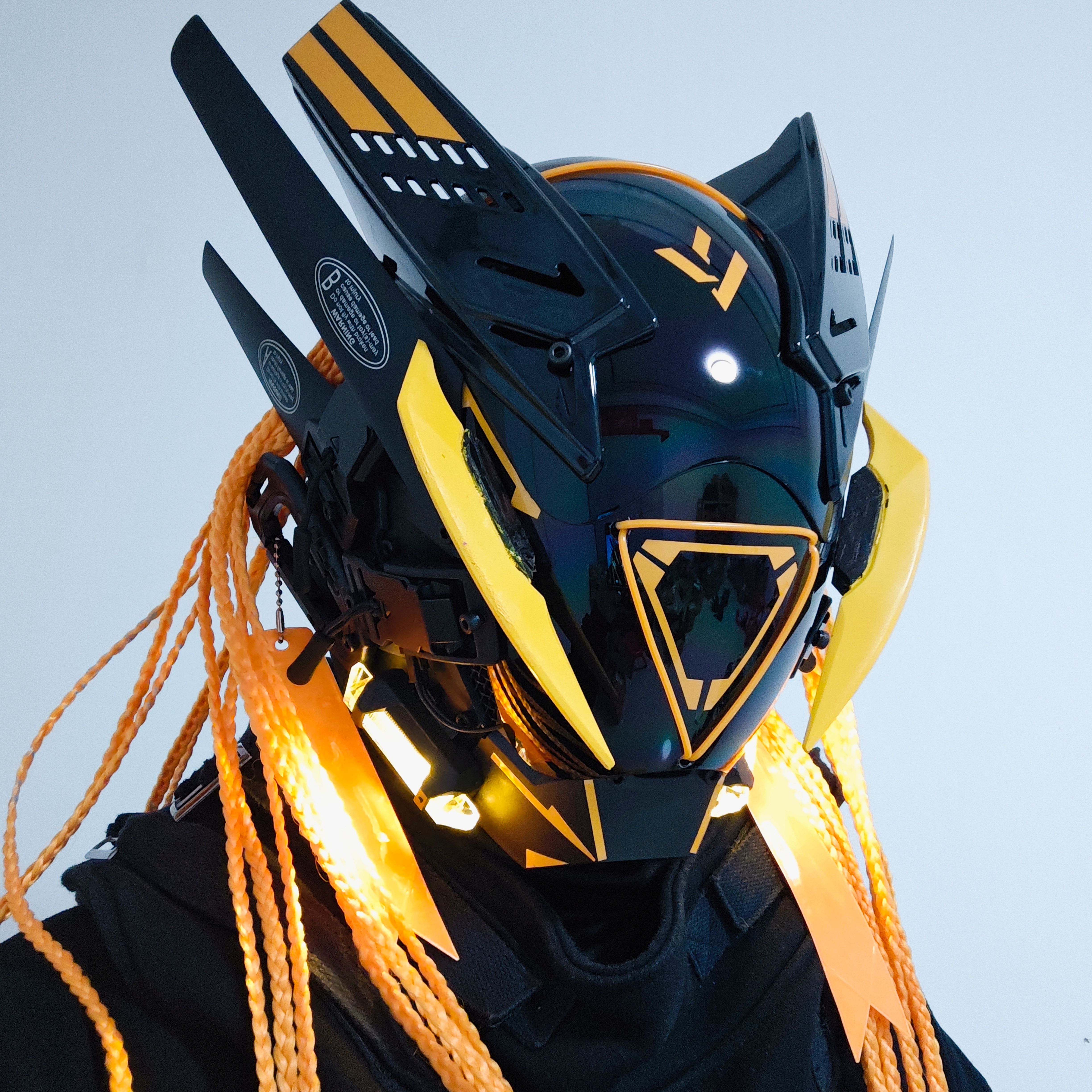 {保固一年 可打統編}賽博朋克頭盔面具cos服男假面騎士頭套科技感頭盔機甲風搞怪面罩 3