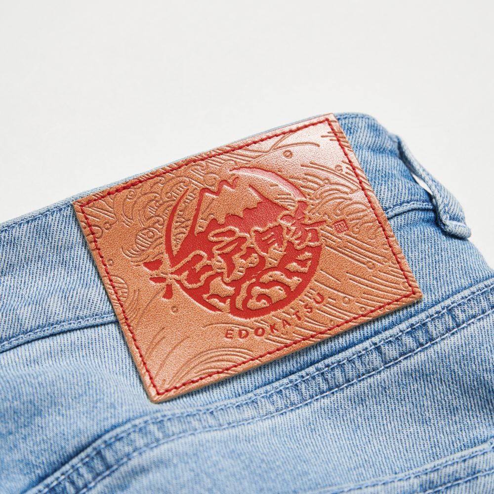 EDOKATSU江戶勝 男款 經典後袋金魚丹寧窄管直筒褲 (漂淺藍) 5