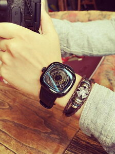 新款男士手錶男錶學生全自動鏤空機械錶潮流特種兵方形大錶盤