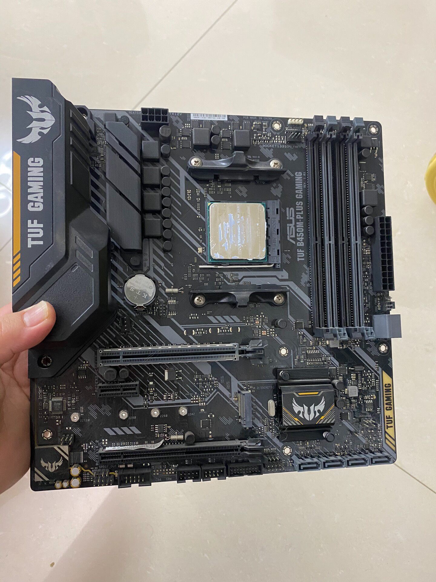 華碩 B450M-PLUS GAMING 主機板 支援 Ryzen 遊戲級主機板 穩定耐用 原裝檔板 二手良品