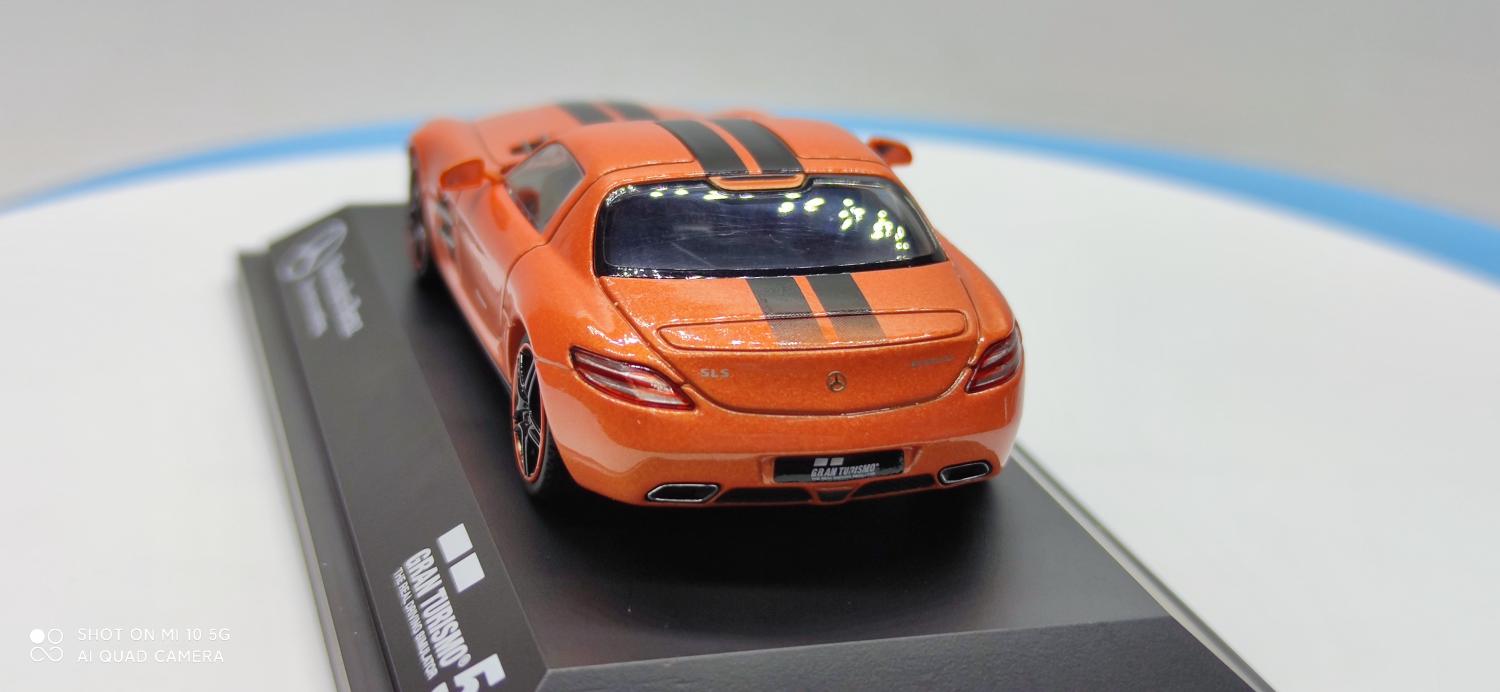 Schuco 1:43 Mercedes-Benz SLS AMG GT5 | 協貿國際日用品生活11館