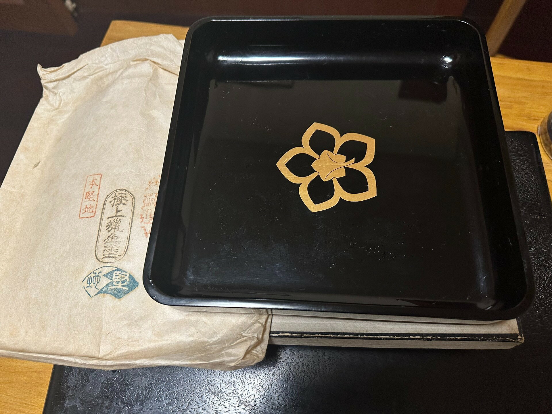日本中古迴流實木漆器極上蠟色塗金蒔繪花標木茶托幹泡臺乾果盤