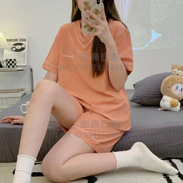 V領睡衣女夏季簡約時尚寬鬆短袖短褲運動學生家居服學院風糖果色【倪醬小鋪】