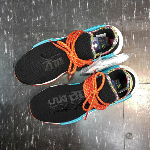 Adidas æè¿ªé PW Hu NMD SOLARHU Pharrell Williams è²è£ é»è² åç¼ EE7582 | The One Shop æ½®æµééªç´çåº | æ¨å¤©å¸å ´Rakuten