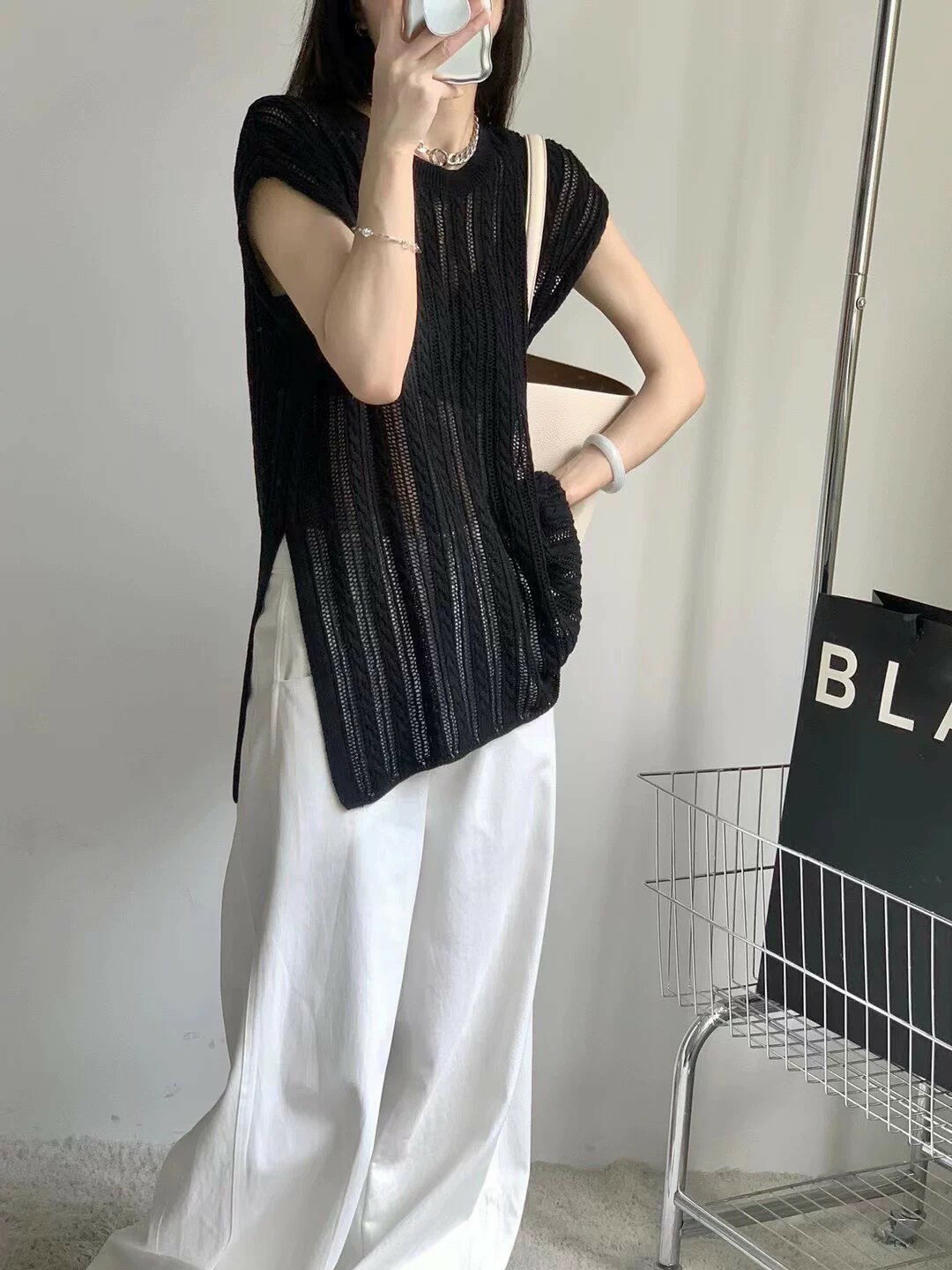 法式簍空針織罩衫-2色    【B393174】