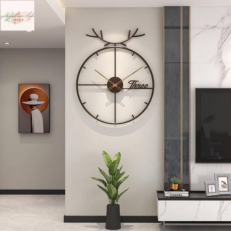 北歐 圓形家用鹿頭鐘錶 裝飾掛鐘 麋鹿 時尚 靜音時鐘 餐廳 胡桃木 藝術掛錶