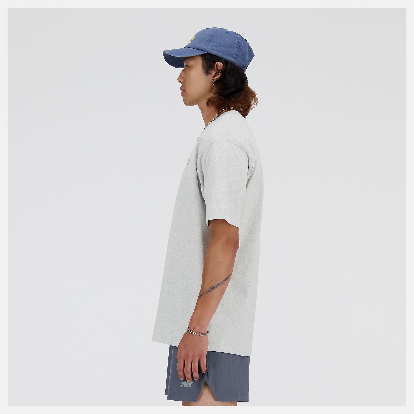 【滿千折百】NEW BALANCE 短T NB 白灰 刺繡LOGO 經典 棉短袖 男 MT41533AHH