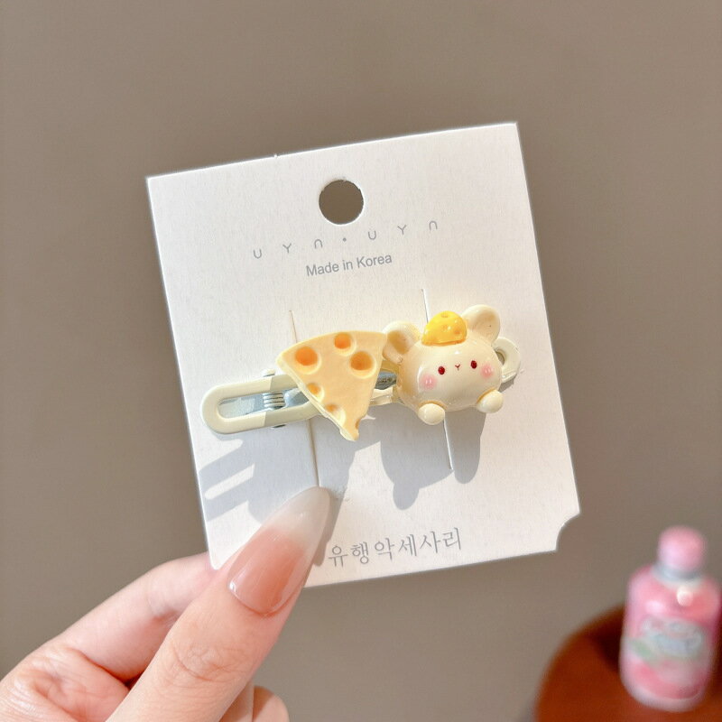 【台灣現貨】時尚配件 髮飾 髮夾 鯊魚夾 大嘴夾 邊夾  2025新款秋冬毛絨髮夾拍照氛圍感神器髮卡高階感女生夾子髮飾頭飾 0