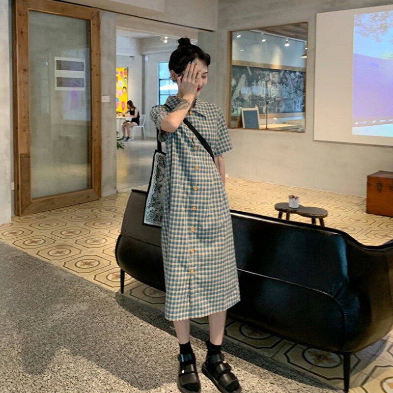 2022新款簡約ins潮直筒顯瘦polo領法式少女復古格子中長款連衣裙