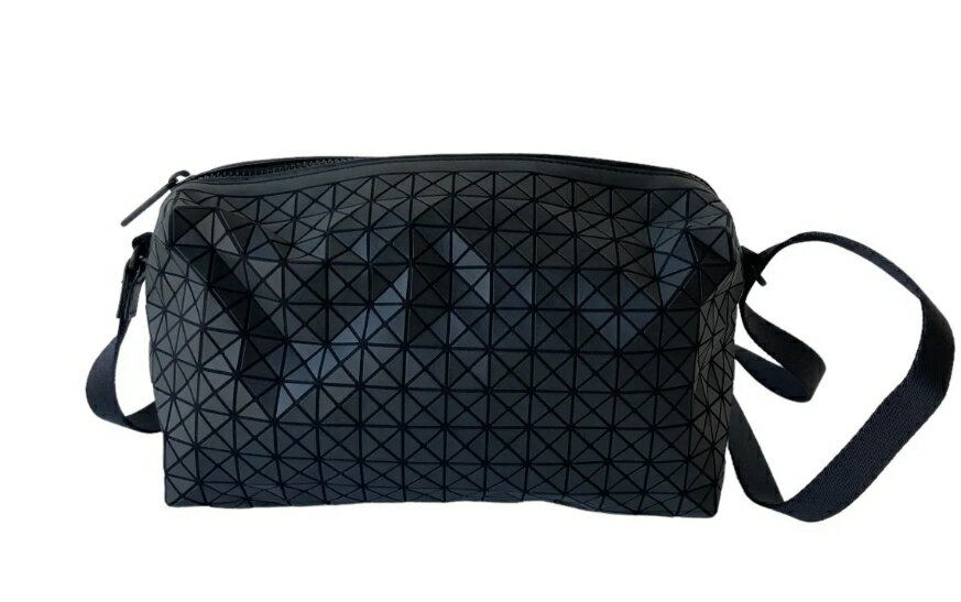 精選★BAO BAO ISSEY MIYAKE 經典KURO系列方形單肩包小三角馬鞍斜背包 (霧面黑)預購~【春季女王節 心動優惠 送禮首選★菲尼斯 國際精品3折起】 1