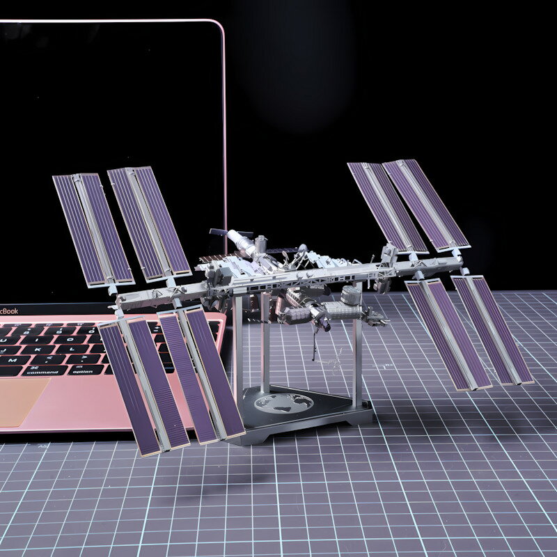 {臺灣公司貨 可打統編}3D金屬拼裝模型立體航天衛星空間站拼圖擺件diy手工飛船機空間站