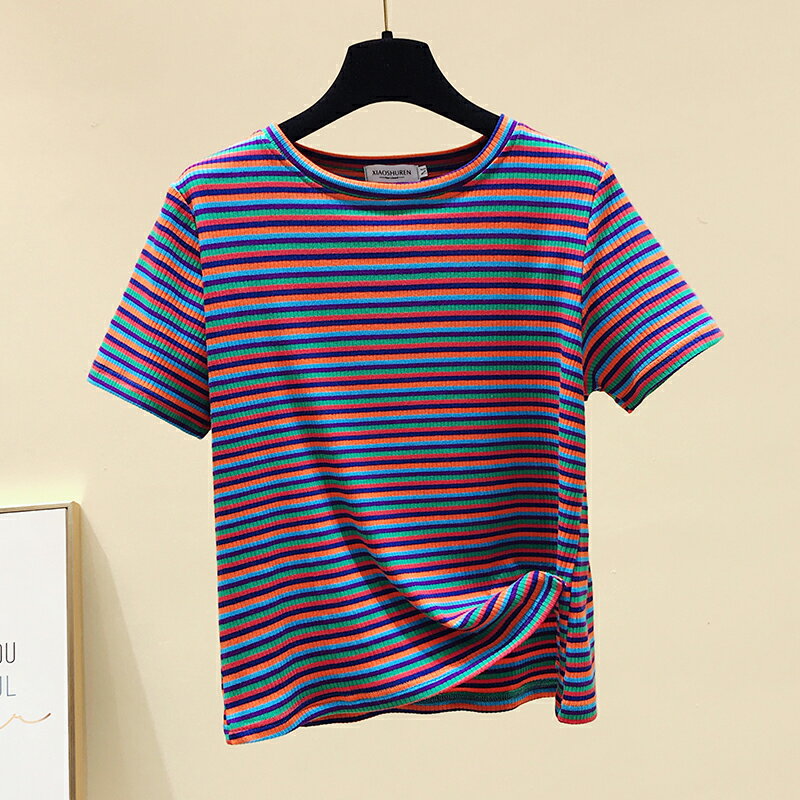 彩虹條紋T恤女設計感夏季新款扭結暗扣小眾洋氣小衫短袖上衣
