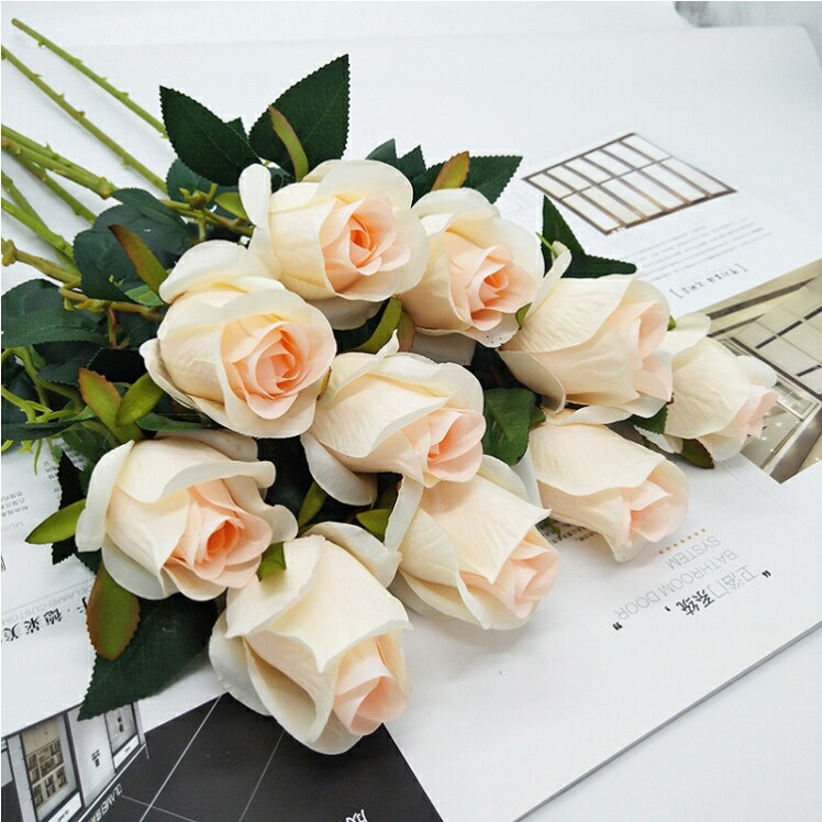 臥室美容院玫瑰花束假花SPA用品塑膠花家用干花束大紅白玫瑰